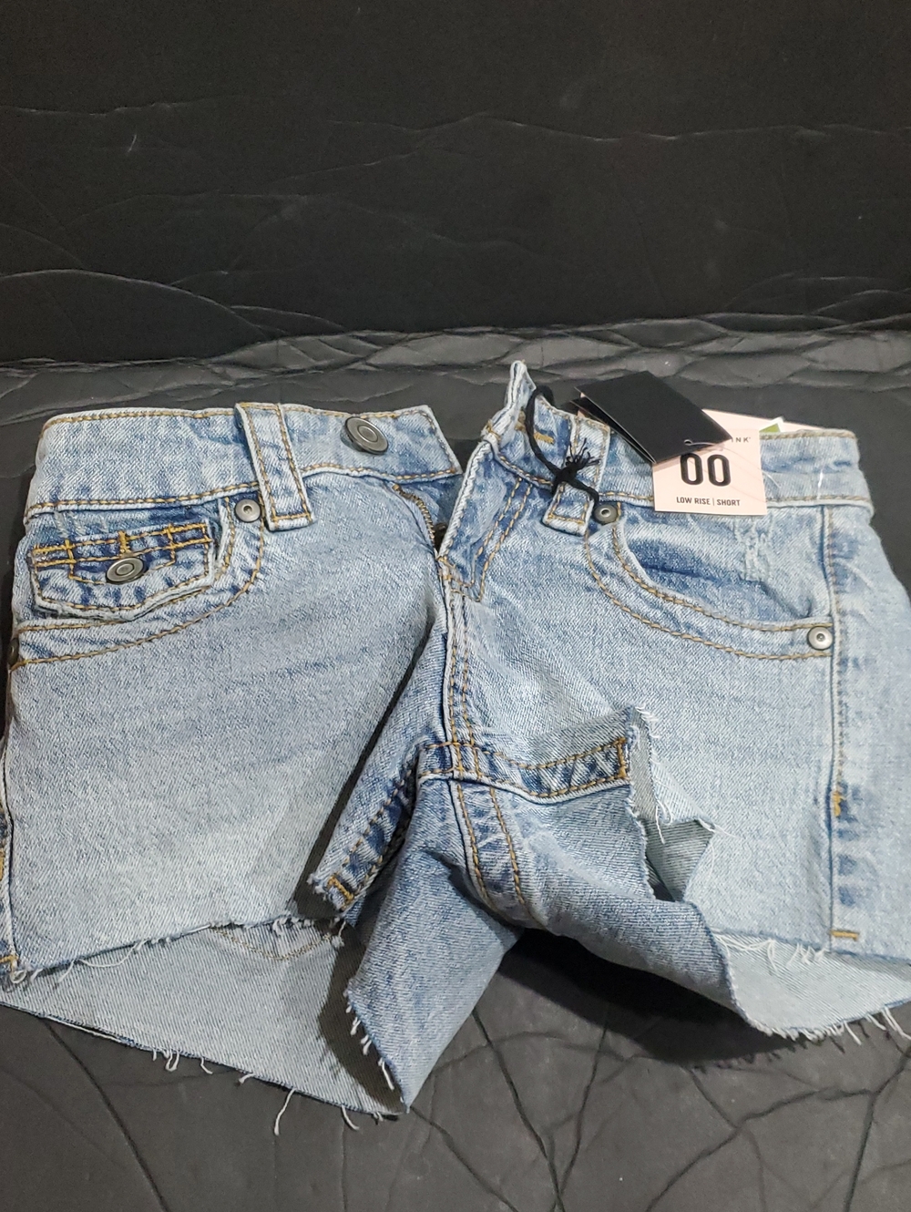 Micro mini cut off light medium wash low rise denim jeans hot shorts size 00 bra